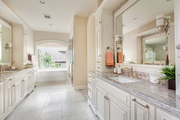 Bathroom Cabinet Repair in Kilgore