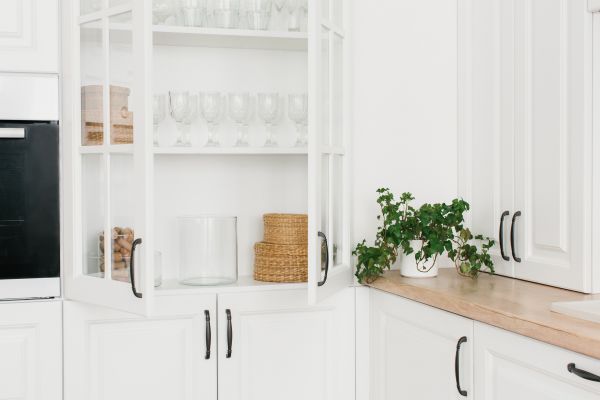 Glass Cabinet Replacement in Kilgore