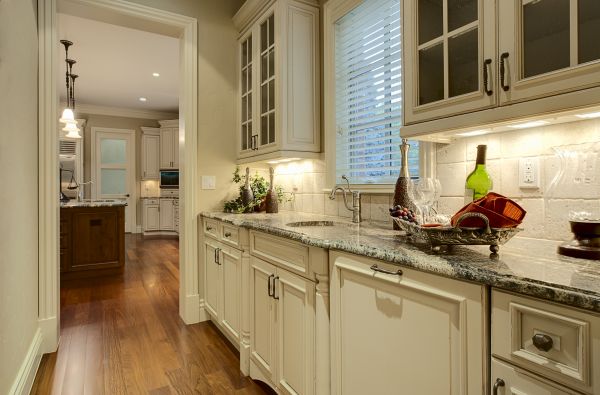 Butlers Pantry Installation in Kilgore