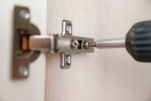 Cupboard Hinge Repair in Kilgore
